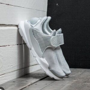 Nike Women’s Sock Dart KJRCD Premium Sneakers